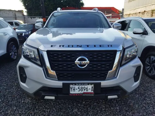 Nissan Frontier Platinum Le