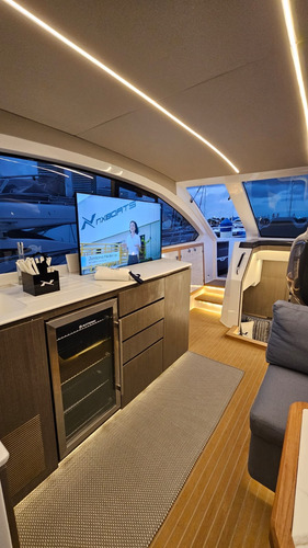 Nx 50 Invictus Fly | N É Schaefer, Intermarine, Azimut
