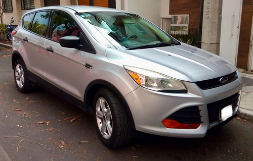 Ford Escape 2.5 S Plus Mt