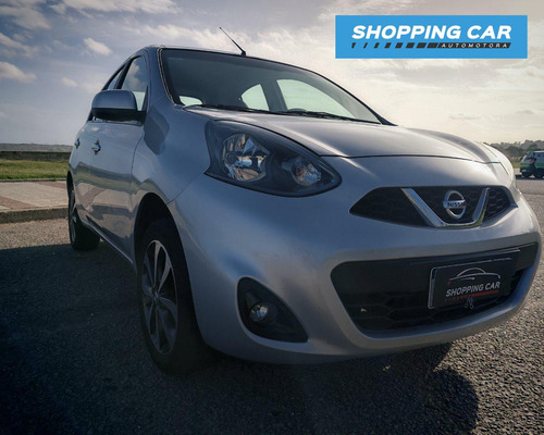 Nissan March -