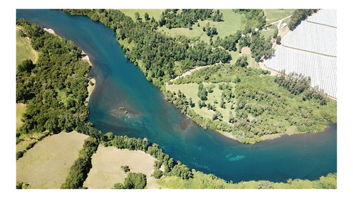 Imagen 4 de 16 de Agrícola En Venta En Lago Ranco