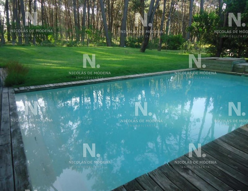 Casa En Laguna Blanca Punta Del Este En Venta- Ref: 4600
