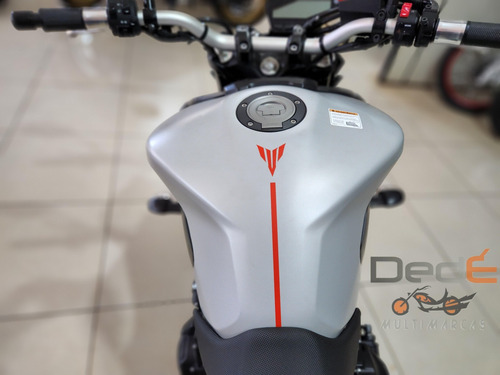 Imagem 14 de 15 de Yamaha Mt-09 Cinza 2021