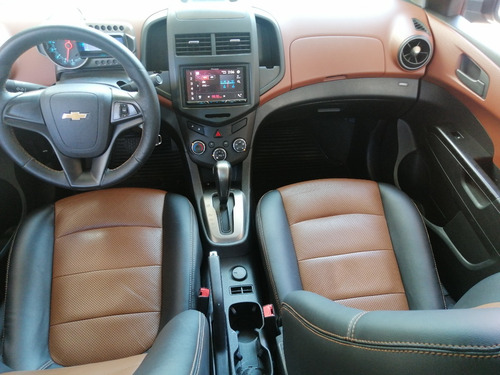 Imagen 9 de 11 de Chevrolet Sonic 2016 Lt 1.6 At 4 P