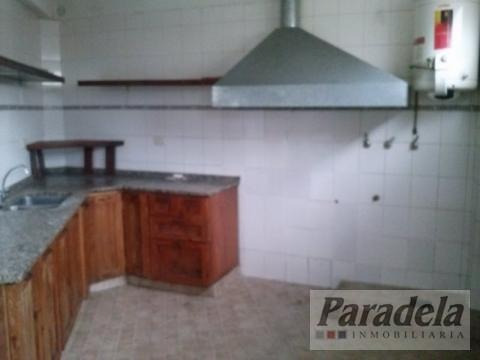 Imagen 4 de 7 de Local - Barrio Parque Leloir