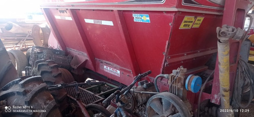 Imagen 2 de 4 de Fertilizadora Syra Organica 6.5mt3 Fertiliza Humedo