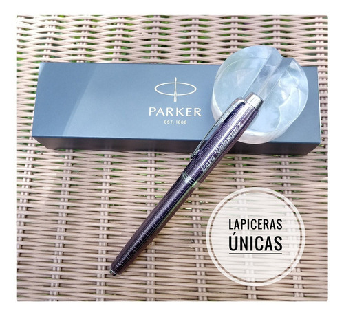 Lapiceras Pluma Parker Im Premium Violeta Y Cromada Grabada Color de la tinta Azul Color del exterior Violeta oscuro