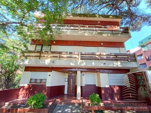 Departamento De 3 Ambientes Al Frente! Excelente Zona!!