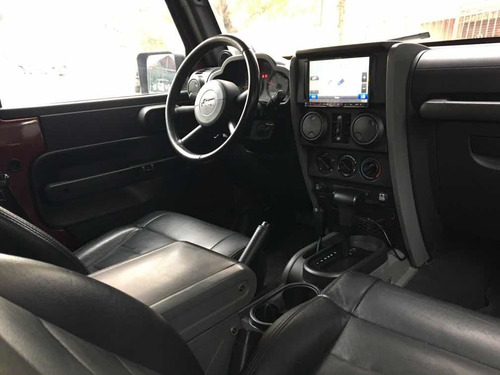 Imagen 14 de 18 de Jeep Wrangler 2009 3.8 Sport Unlimited 199cv Atx Permuto