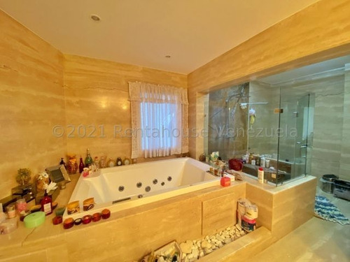 Imagen 12 de 15 de Casa En Venta Los Naranjos 22-7443 Eva Castillo 0414.306.72.20