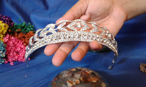 Coroa Super Luxo De Cristais Tiara Para Noivas Cor Prata N21