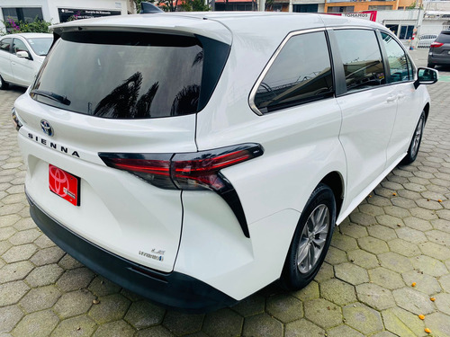 Toyota Sienna 3.5 Le At