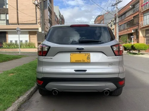 Ford Escape 2.0 Titanium