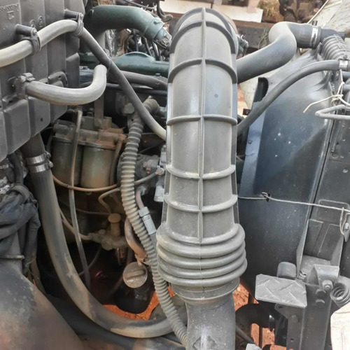 Imagem 4 de 4 de Mercedes 1218