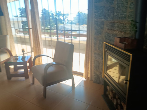 Exclusiva Casa Remodelada 2018, 4 Dormitorios Amplios, 3 Bañ