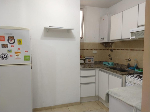 Imagen 3 de 5 de Impecable Departamento En Macrocentro