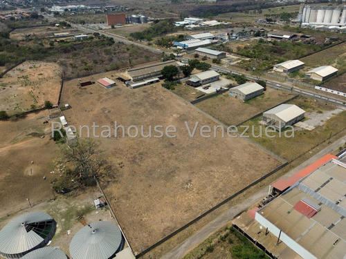 Manuel Perez Vende Excelente Galpón Industrial En La Zona Industrial De Chivacoa Yaracuy Mls#25-6746