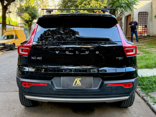 Volvo XC40 2.0 T5 Momentum Awd 5p