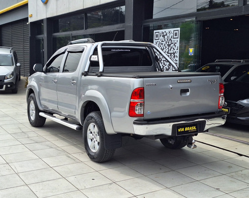 Toyota Hilux 2.7 SRV 4X2 CD 16V FLEX 4P AUTOMÁTICO