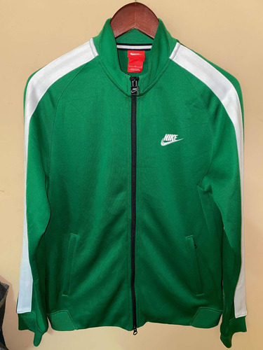 Casaca / Nike / N98 / Talla L