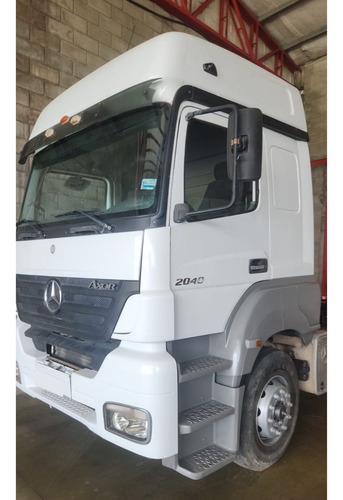 Mercedes Benz 2040 Tractor Corto C/plato 4x2 Año 2012