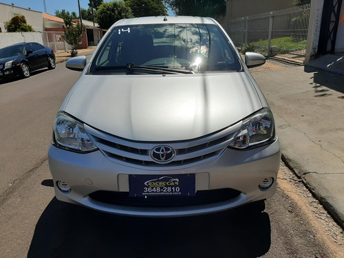 Etios Hatch 1.3 X Flex 2014 Unico Dono