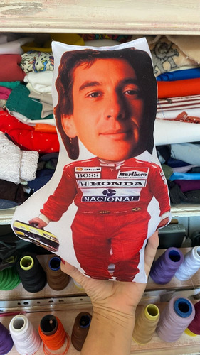 Muñeco Ayrton Senna Chiquito Mini Ayrton Senna F1 Blanco Ayrton Senna