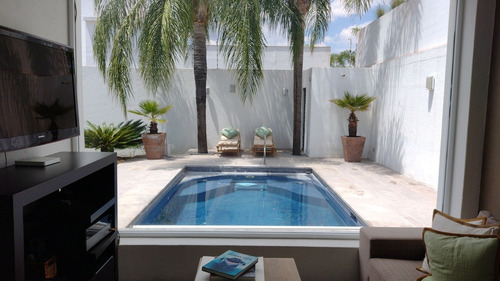 Imagen 1 de 30 de Moderna Casa En Venta, Renta O Renta Con Opción A Compra