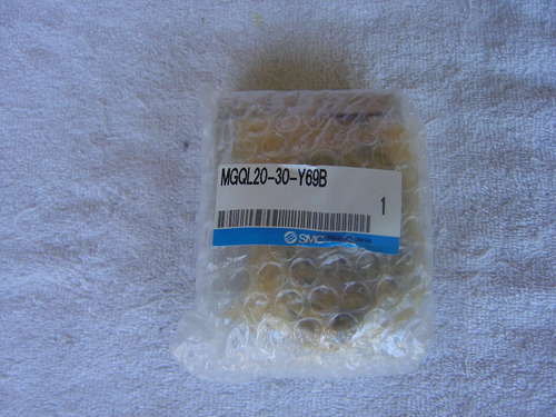 New Smc Compact Guide Cylinder Mgql20-30-y69b Ssz