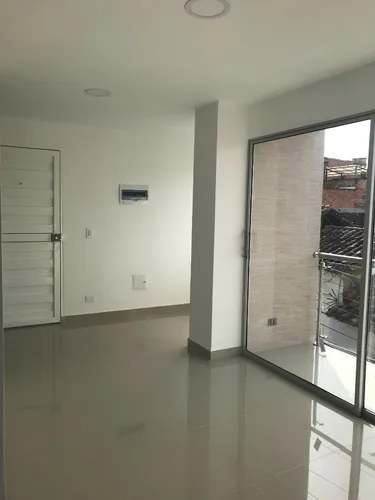 Se Arrrienda Apartamento A 3 Cuadras Del Parque De Rionegro (antioquia)