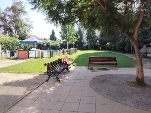 Departamento De 2d, Est. Y Bodega En Venta En Independencia