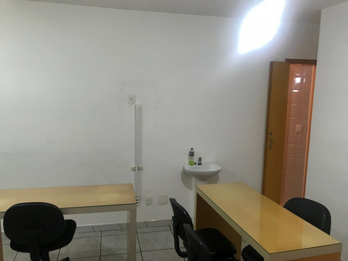 Sala Comercial A Venda No Bairro Vila Pedro Moreira Em - 1548-1