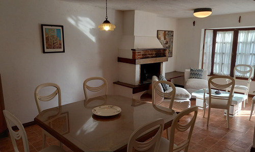 Veanta De Casa De 3 Dormitorios En El Tesoro (ref: Atm-5775)