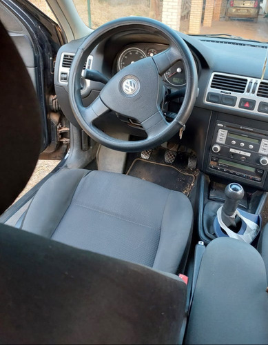 Volkswagen Bora 2.0 4p