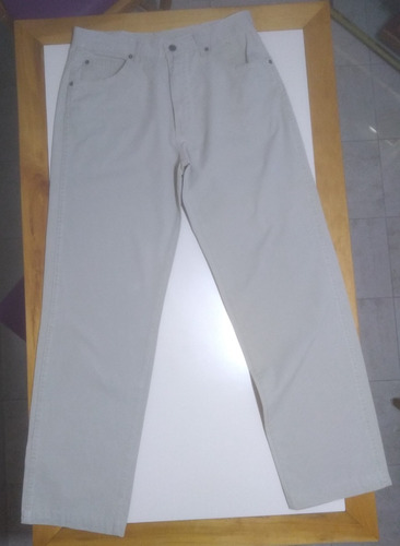 Pantalón Wrangler Gabardina