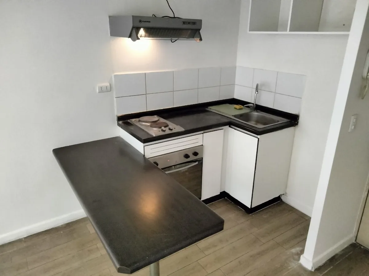 Imagen 3 de 13 de * Promo Arriendo! Piso 9, Orient. Norte * 1 Hab / 1 Baño
