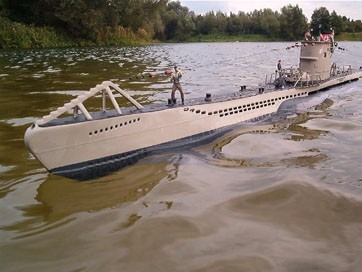 Robbe U-47 German Submarine U-boat Submarino Kit Scala 1:40