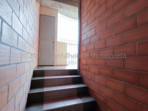 Imagen 19 de 30 de //** Ana Molleja Ofrece Apartamento En Venta En Barquisimeto Oeste En Metropolitano Javier Lara */* Akm