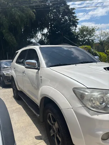 Toyota Fortuner 3.0 Sr5