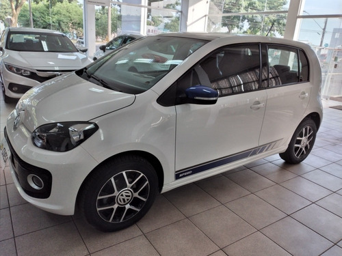 Imagem 1 de 6 de Volkswagen Up! 2017 1.0 Tsi Speed 5p