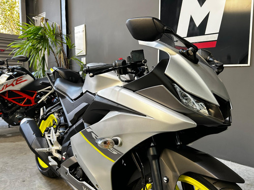 Yamaha Yzf R15 2024 - Único Dono - Baixa Km