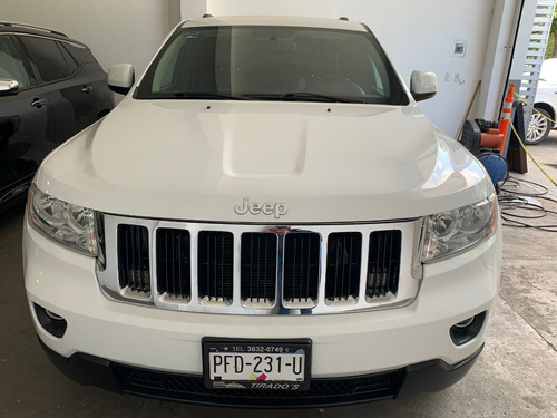 Imagen 2 de 14 de Jeep Grand Cherokee Laredo Modelo 2013