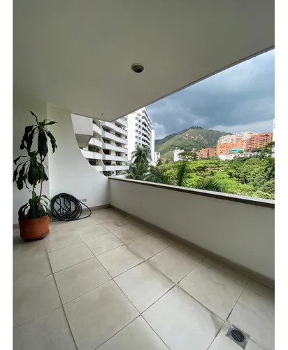 Venta Apartamento De 230mtrs2 En El Peñón, Oeste De Cali 8313.