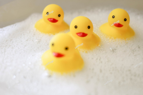 Imagen 2 de 10 de 6 Patitos De Goma Chifles Juguete Para El Agua Bebes Baño