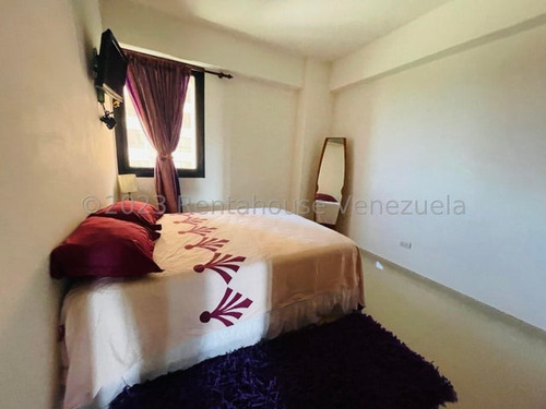 Imagen 21 de 30 de María Reyes Vende Espectacular Apartamento En El Codiciado Triangulo Del Este De Barquisimeto Amoblado Y De Lujo