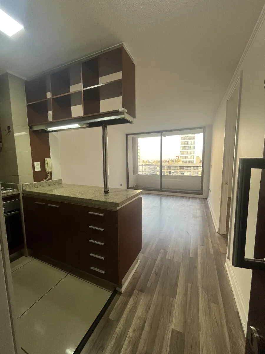 Imagen 1 de 19 de Clp $540.000 Plaza Ñuñoa. 1d+1b+1est+1bga. Disponible Desde