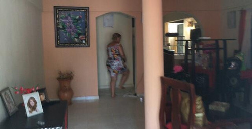 Imagen 4 de 4 de Vendo Condominio De 2 Niveles En Autop. Las Américas Km.19