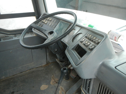 Imagem 4 de 10 de Ônibus
