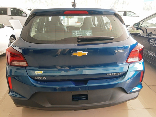 Imagen 5 de 9 de Chevrolet Onix 1.0t Automático Premier