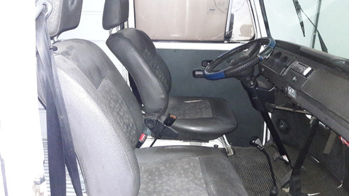 Imagem 10 de 12 de Wolkswagen Kombi